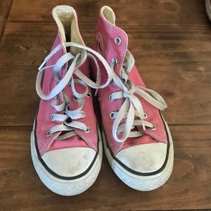 Size 1 girls pink high top converse